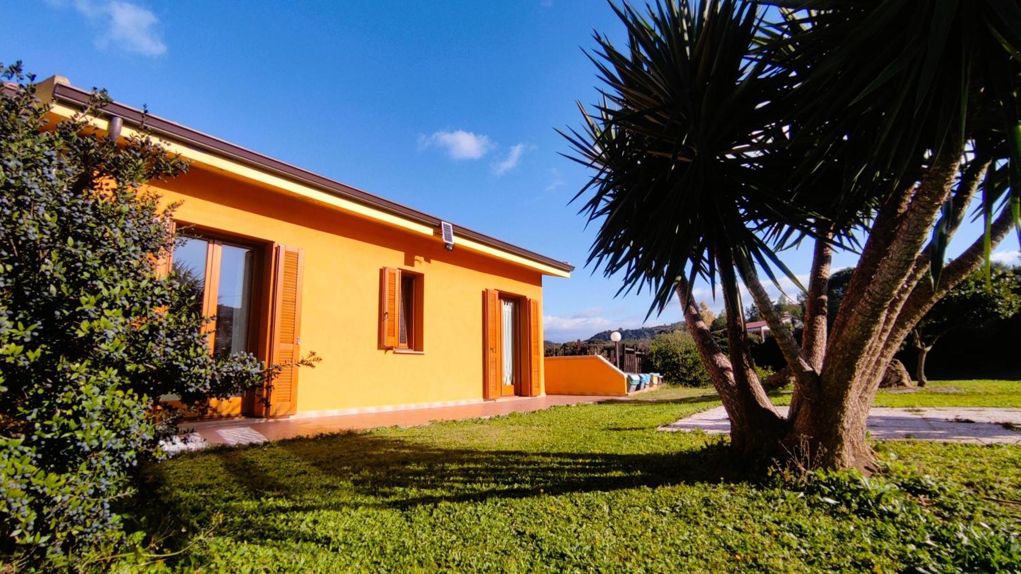 Grotta Delle Fate Bed & Breakfast Ossi Exterior photo