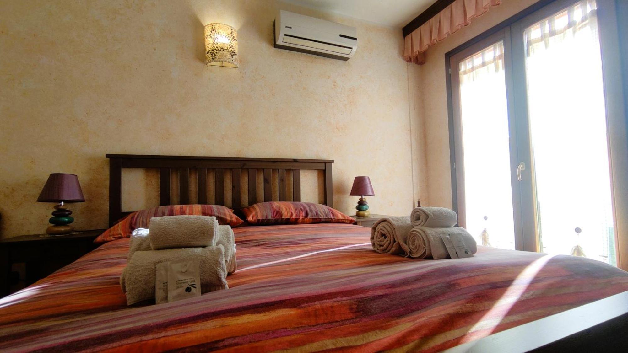 Grotta Delle Fate Bed & Breakfast Ossi Exterior photo